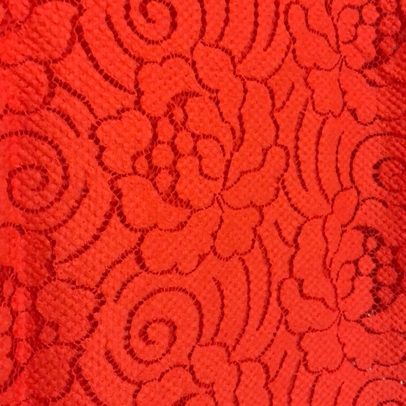 Banana Republic Coral Lace Blouse w/ Cami - NWT S - Picture 2 of 6